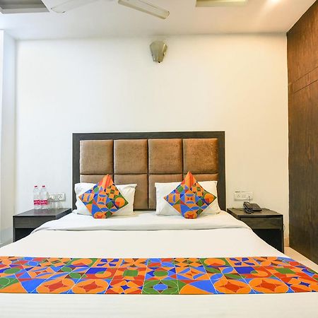 Fabhotel Belwood Near Igi Airport Yeni Delhi Dış mekan fotoğraf